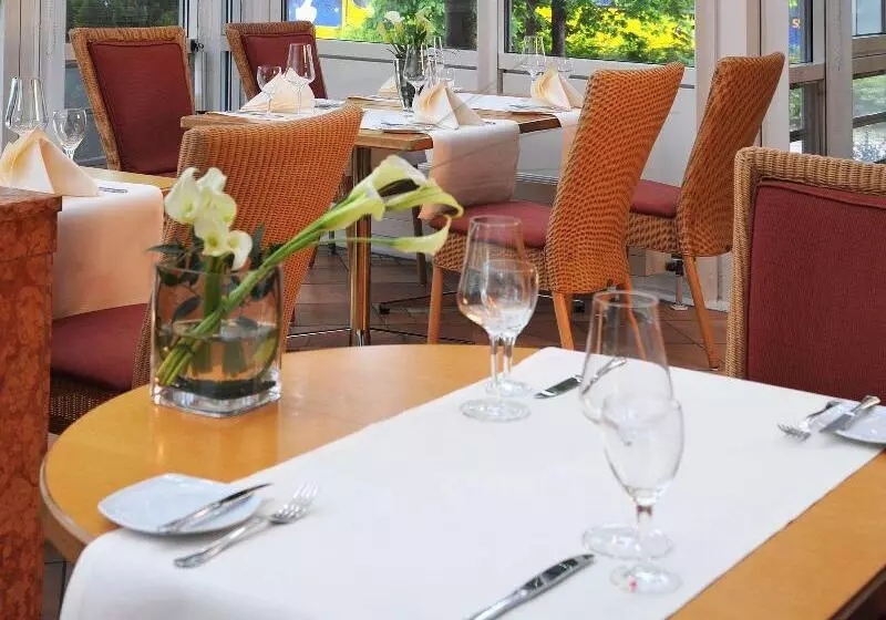 Hotelli Pullman Stuttgart Fontana