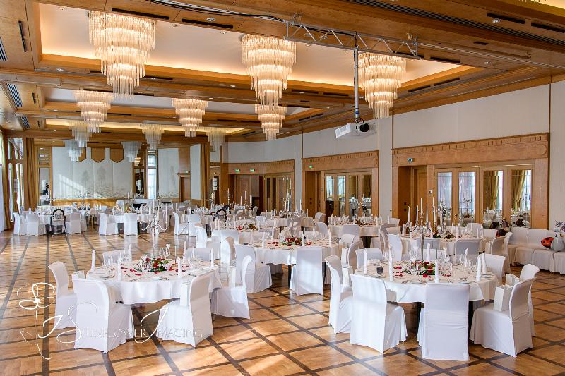 هتل Pullman Stuttgart Fontana