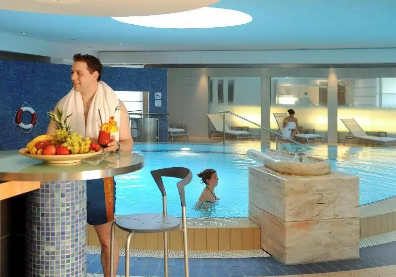 Hotelli Pullman Stuttgart Fontana