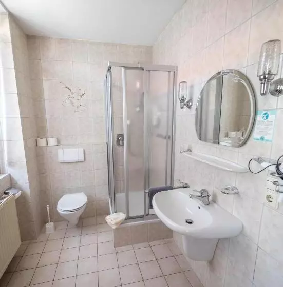 فندق Restaurant   Metzgerei Sonne