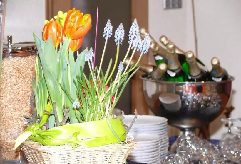 فندق Restaurant   Metzgerei Sonne