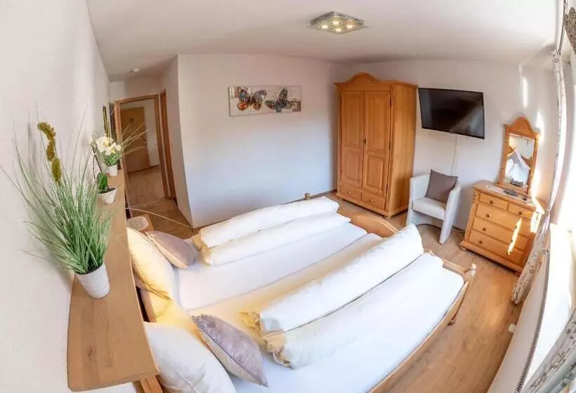 فندق Restaurant   Metzgerei Sonne