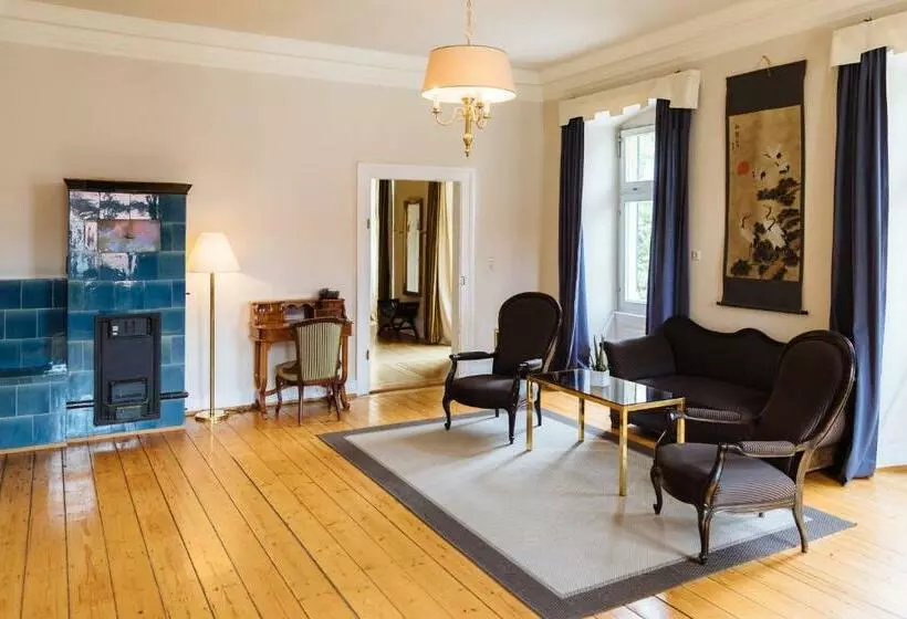 فندق Schloss Heinsheim