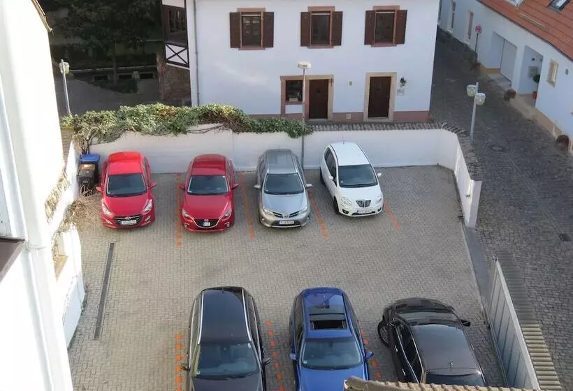 Отель Trutzpfaff