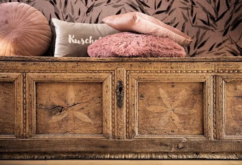 Romantik Hotel Neuhaus