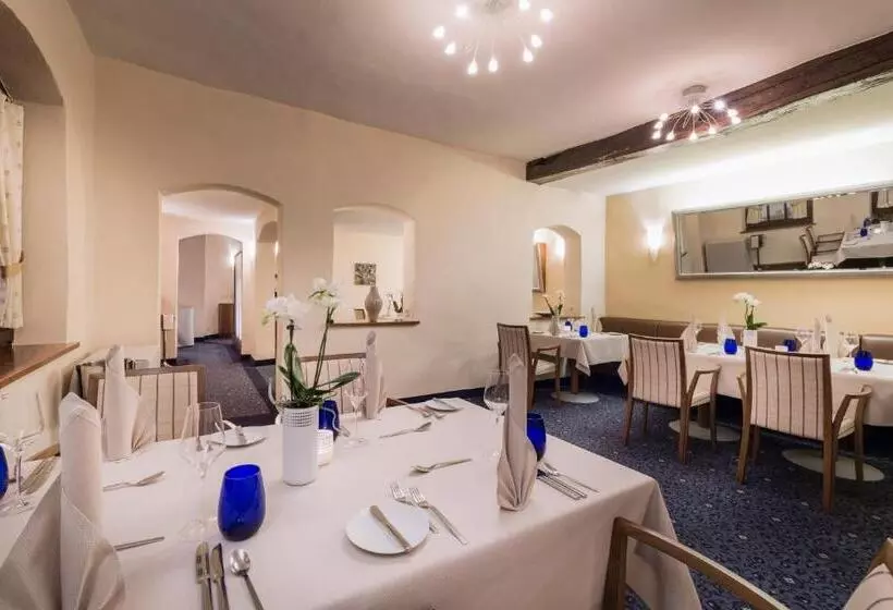 Отель Derstern Hersfeld