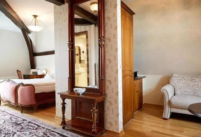 Schloßhotel Kurfürstliches Amtshaus Dauner Burg