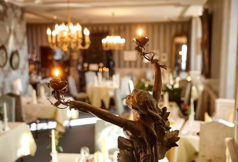 Schloßhotel Kurfürstliches Amtshaus Dauner Burg