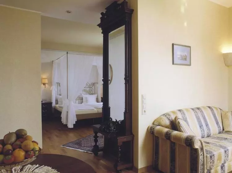 Schloßhotel Kurfürstliches Amtshaus Dauner Burg