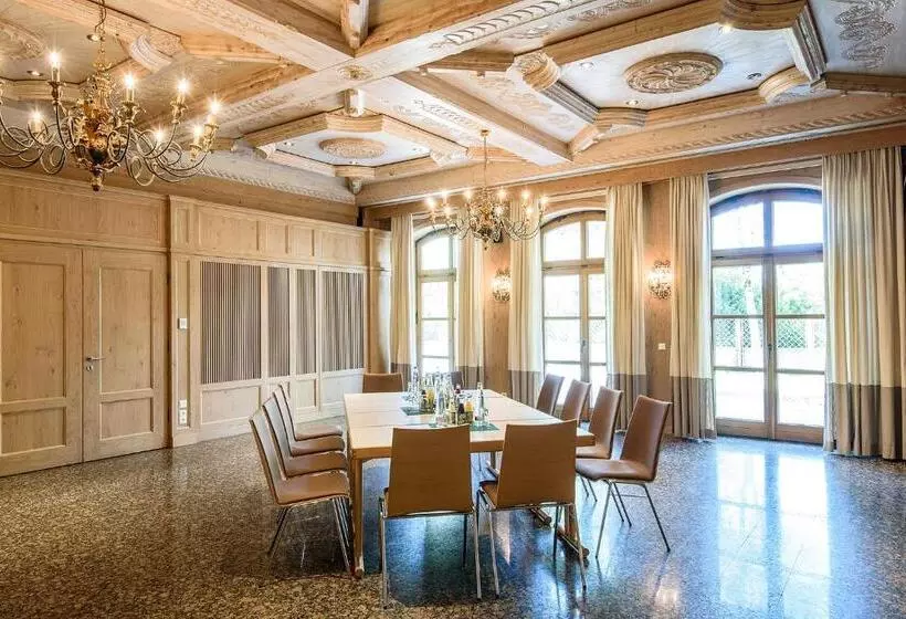 Bauer Hotel Und Restaurant