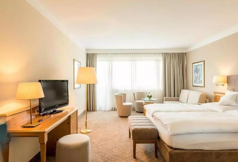 Bauer Hotel Und Restaurant