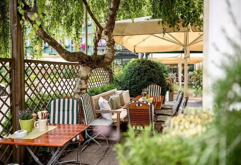 Bauer Hotel Und Restaurant
