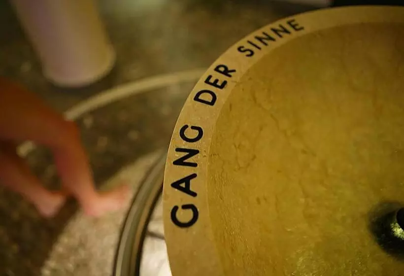 Отель Der Heidehof Conference & Spa Resort