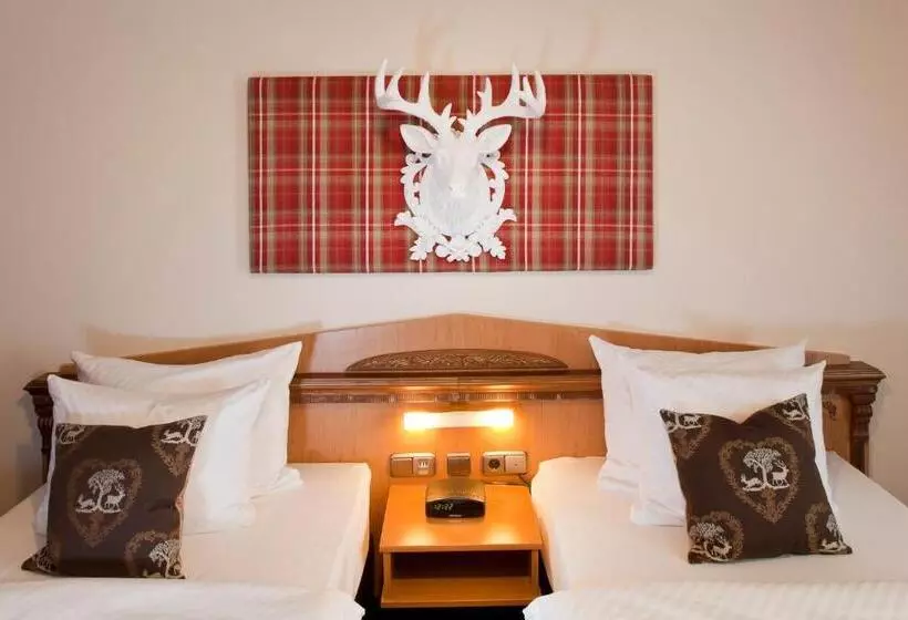 Отель Der Heidehof Conference & Spa Resort