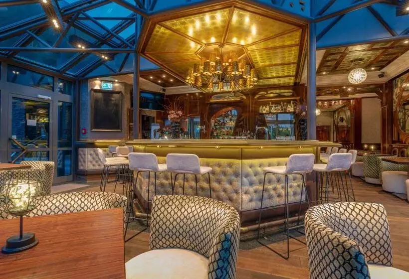 Отель Der Heidehof Conference & Spa Resort