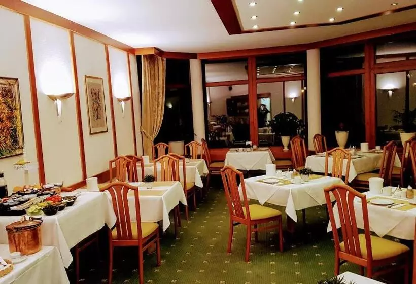 Hotelli Garni Reulein