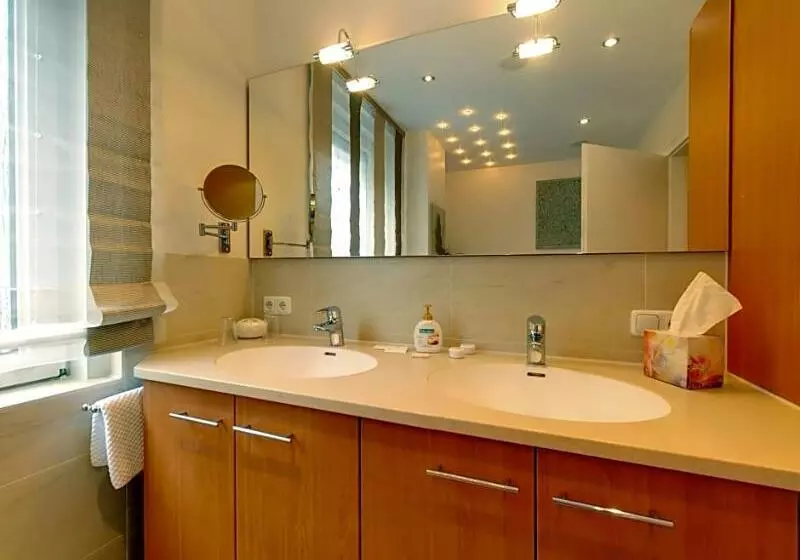 Hotell Kriemhild Am Hirschgarten