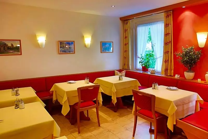 Hotell Kriemhild Am Hirschgarten