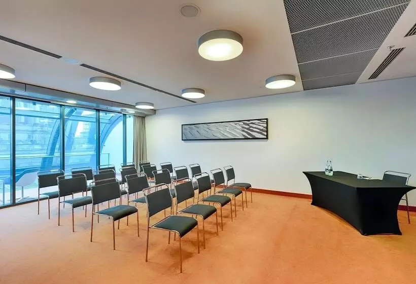 Radisson Collection Hotel, Berlin