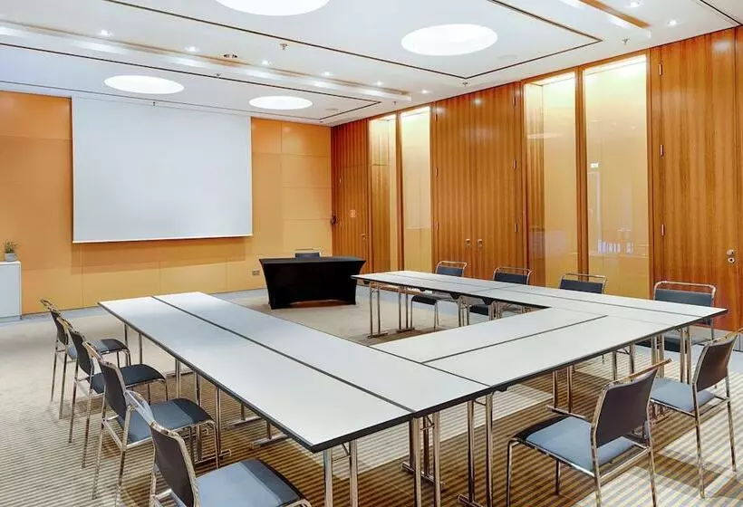 Radisson Collection Hotel, Berlin