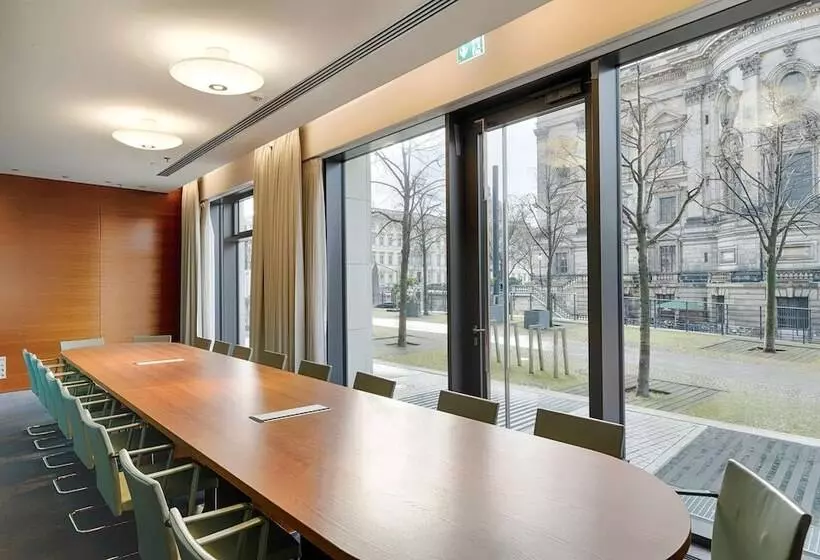 Radisson Collection Hotel, Berlin