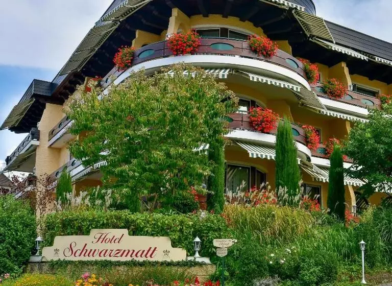 Relais & Châteaux Hotel Schwarzmatt