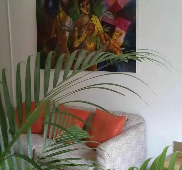 Class Colonial Aparta