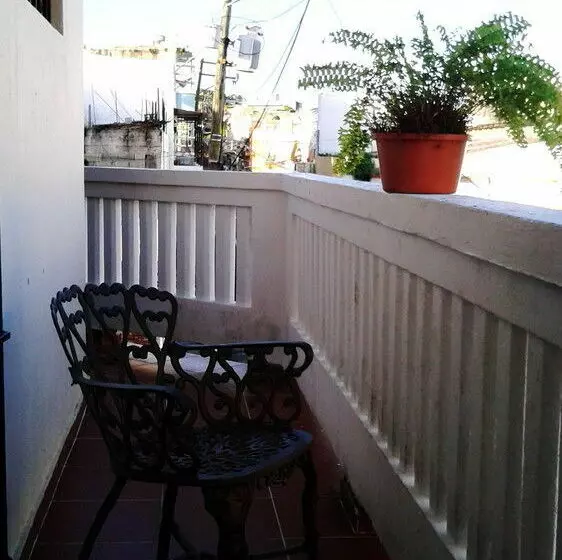 Class Colonial Aparta