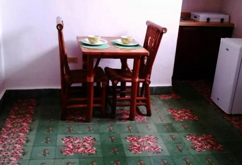 Class Colonial Aparta