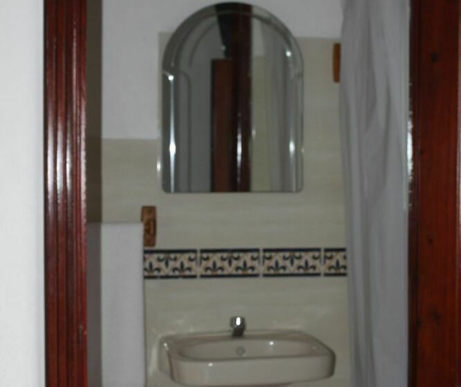 Class Colonial Aparta