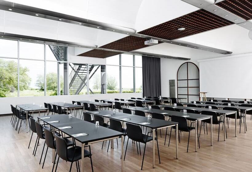 酒店 Comwell Køge Strand