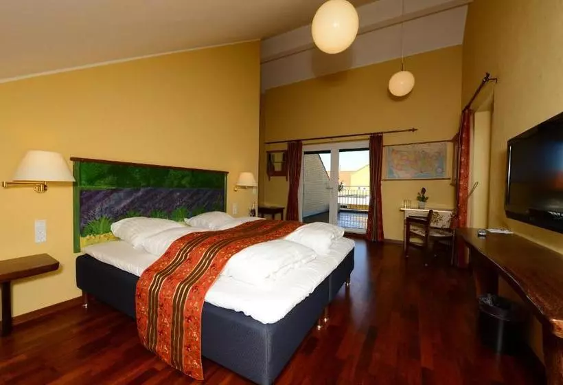 فندق And Restaurant Fru Larsen