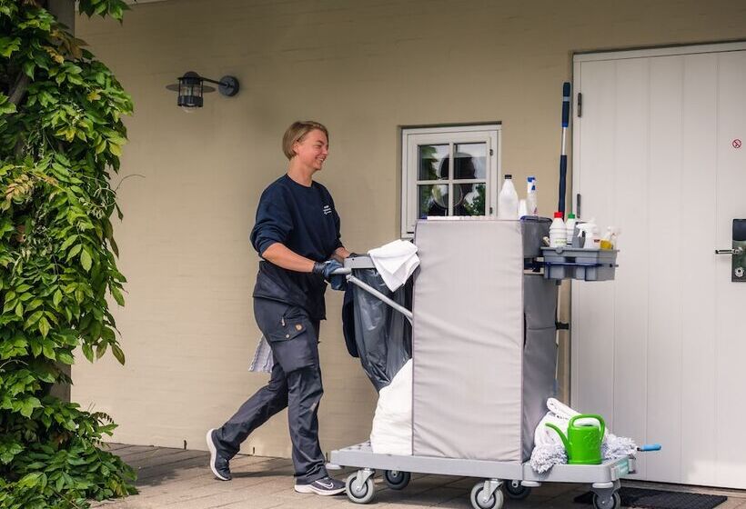 هتل Knudsens Gaard