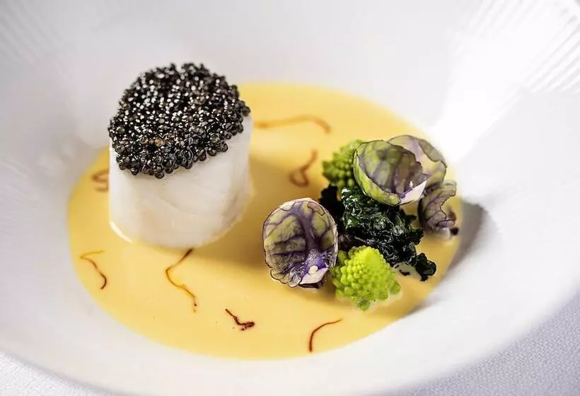 Отель Molskroen