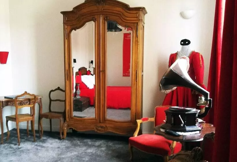 ホテル Auberge Du Puits