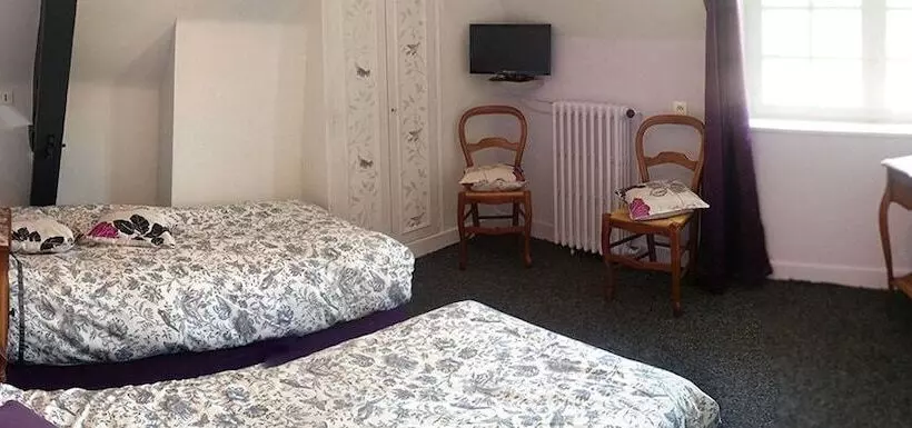 ホテル Auberge Du Puits