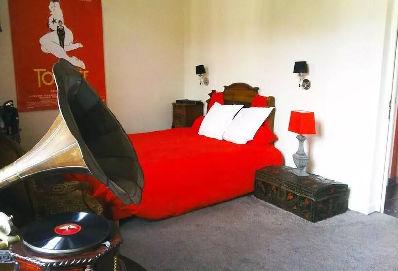 ホテル Auberge Du Puits