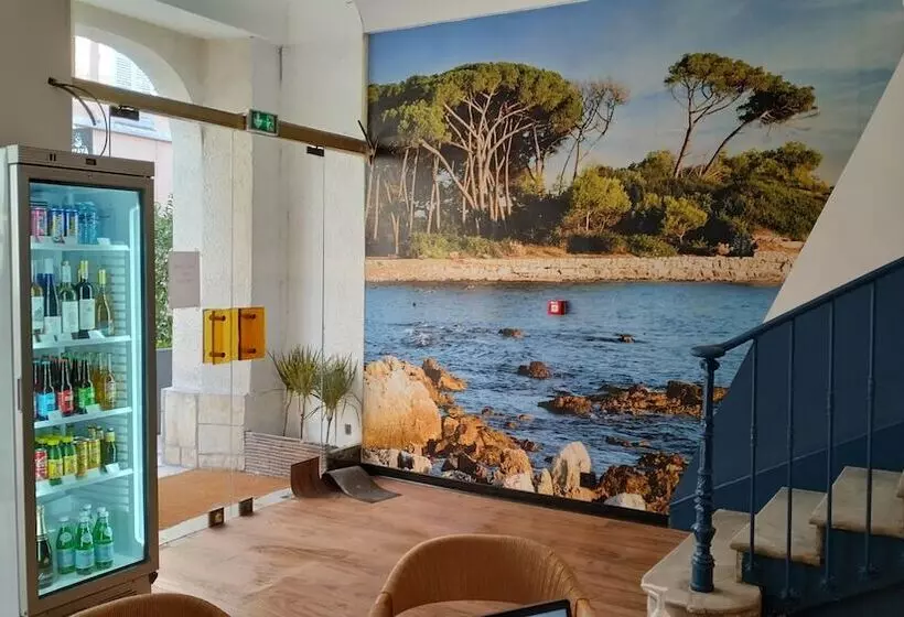 Отель Charlie S Hôtel Cannes