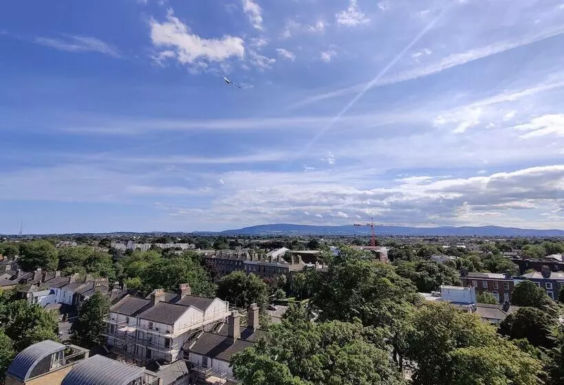 Clayton Hotel Burlington Road