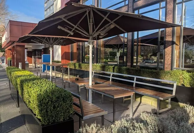 Clayton Hotel Burlington Road