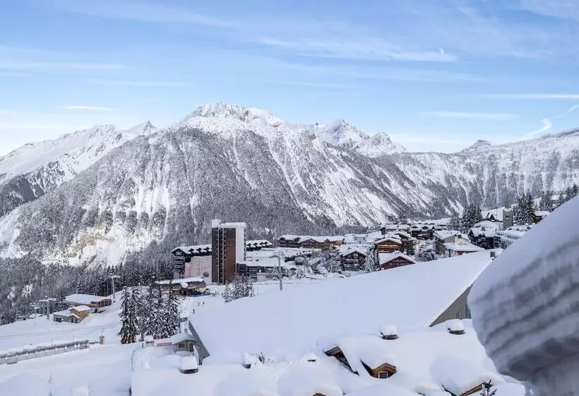 Отель Grand Hôtel Courchevel 1850