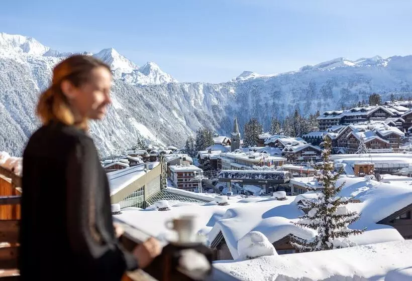 Отель Grand Hôtel Courchevel 1850