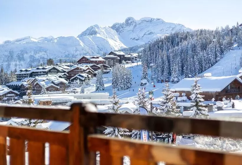 Отель Grand Hôtel Courchevel 1850