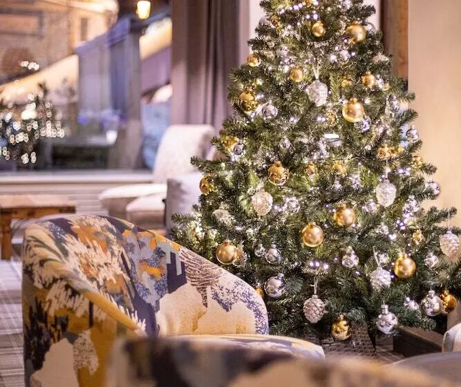 Отель Grand Hôtel Courchevel 1850