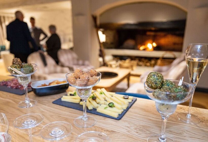 בית מלון כפרי Grand Hôtel Courchevel 1850