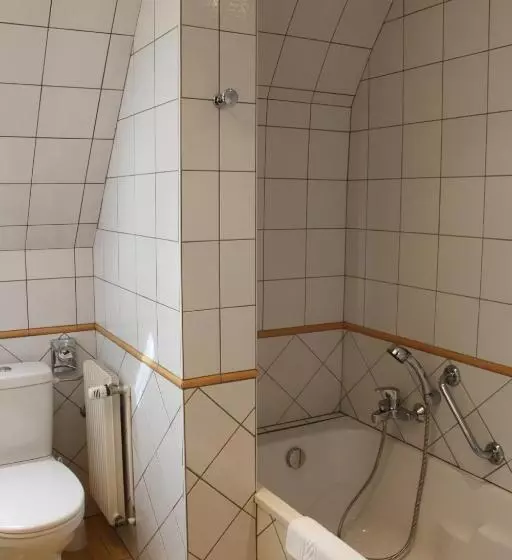 فندق Hôtel Arnold