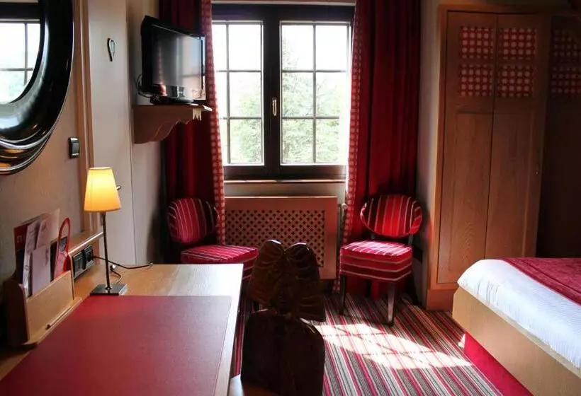 فندق Hôtel Arnold