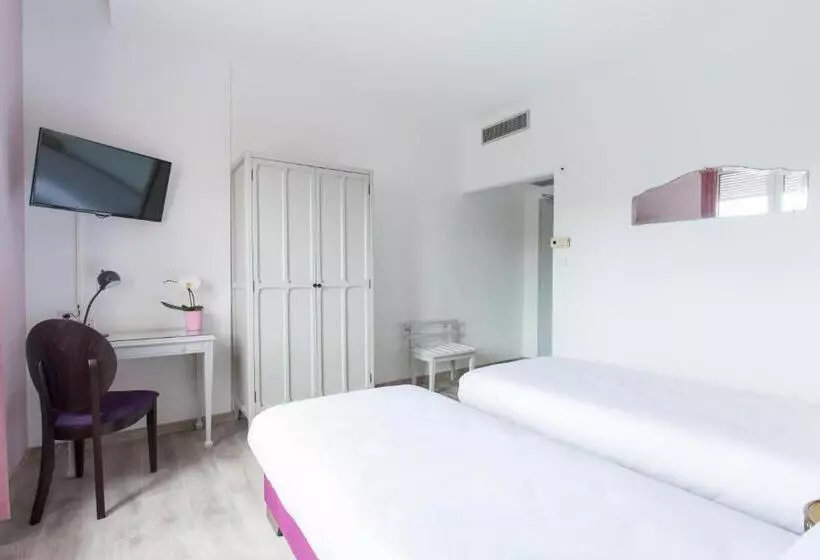 فندق Hôtel D Angleterre