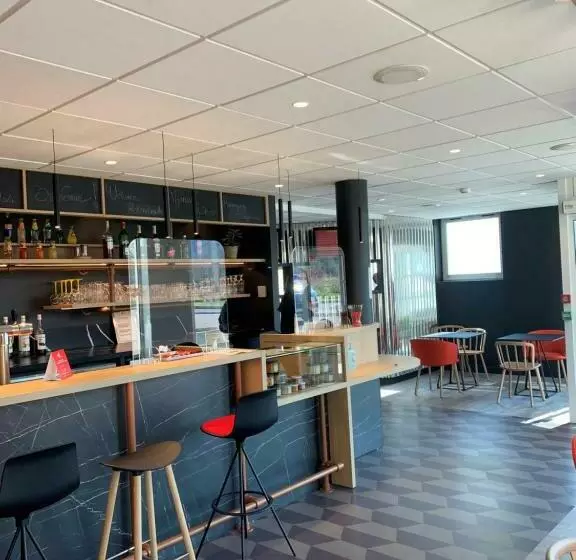 هتل Ibis Auxerre Centre