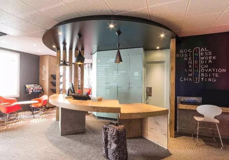 هتل Ibis La Rochelle Centre Historique